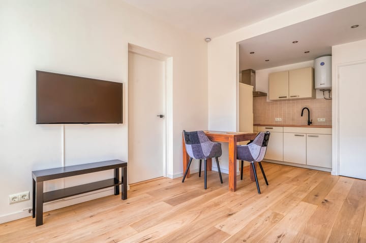 Foto 3 van Van Nijenrodeweg 557