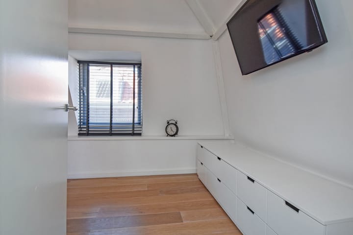 Foto 36 van Molstraat 23