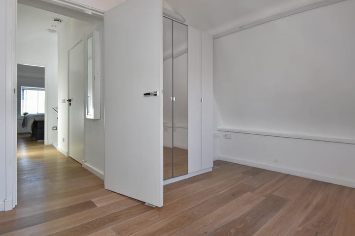 Foto 38 van Molstraat 23