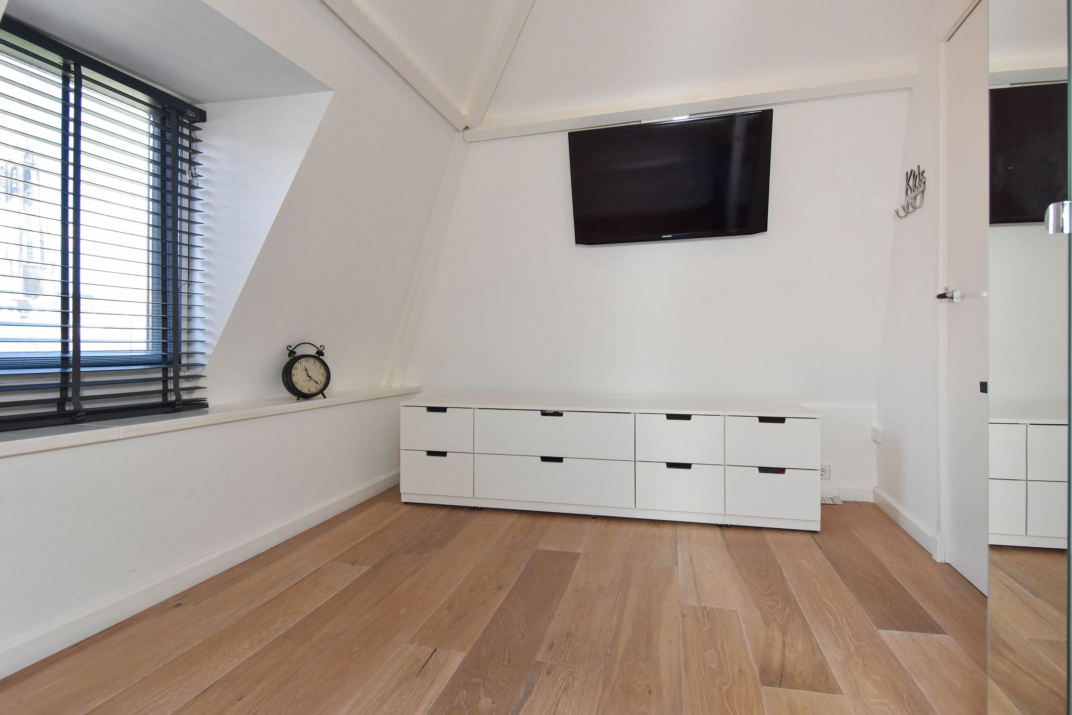 Foto 39 van Molstraat 23