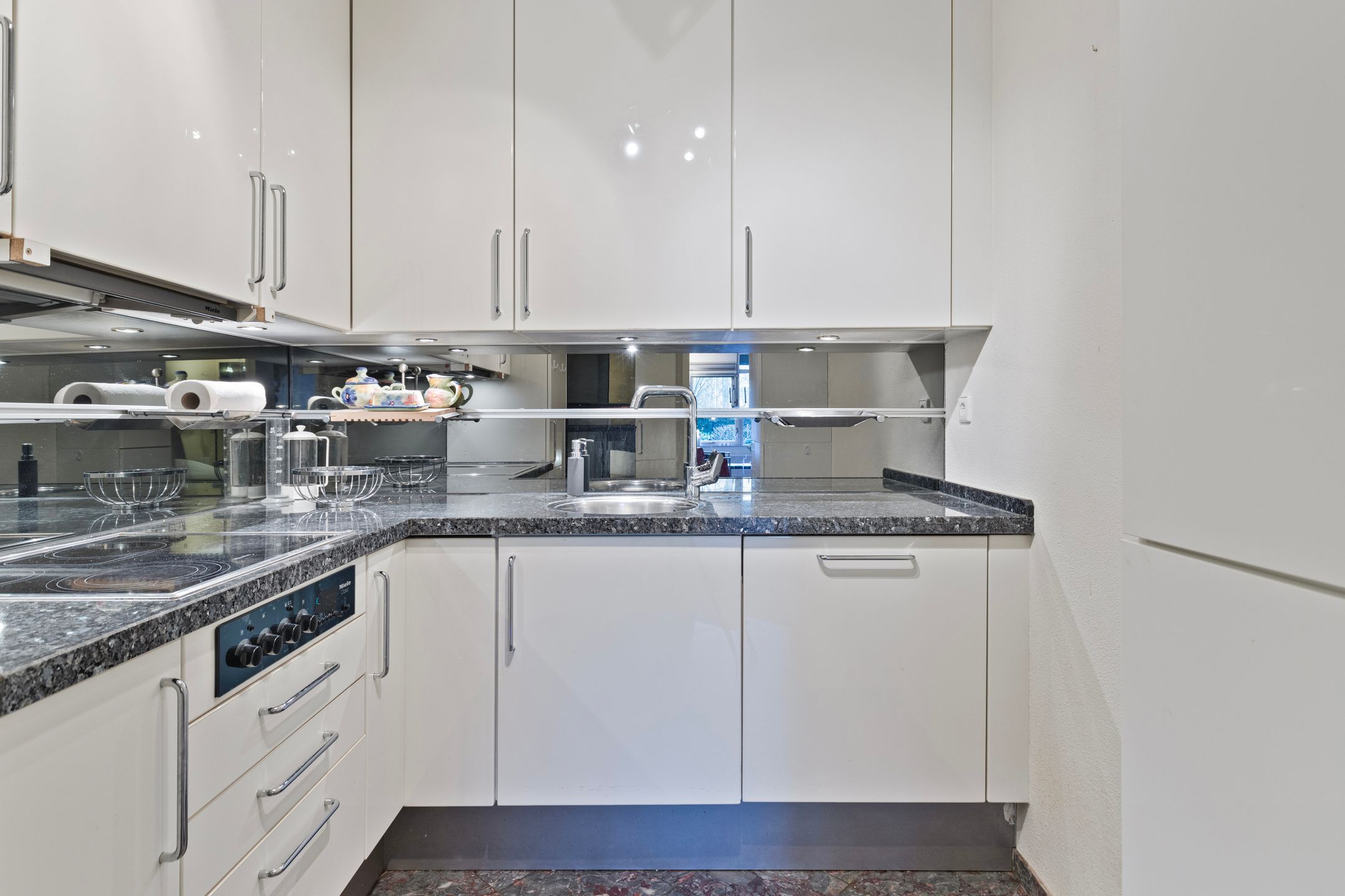 Foto 12 van Fop van Drielstraat 1