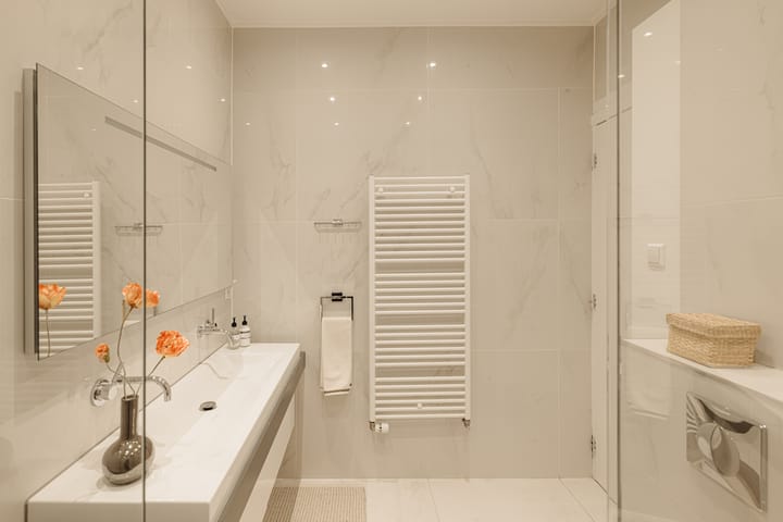 Photo 31 of Hobbemakade 27-2