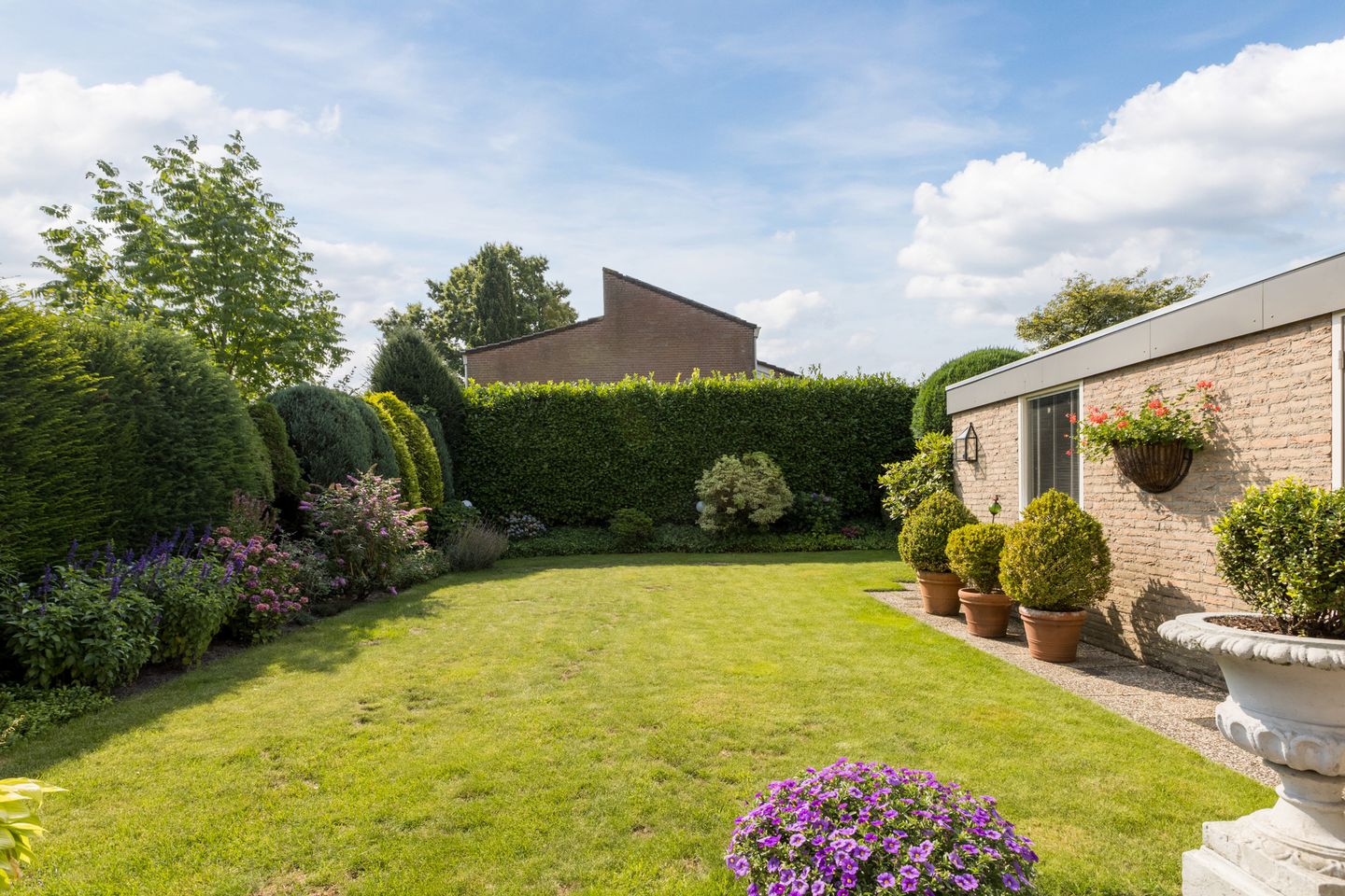 Foto 19 van Kamperfoelielaan 65