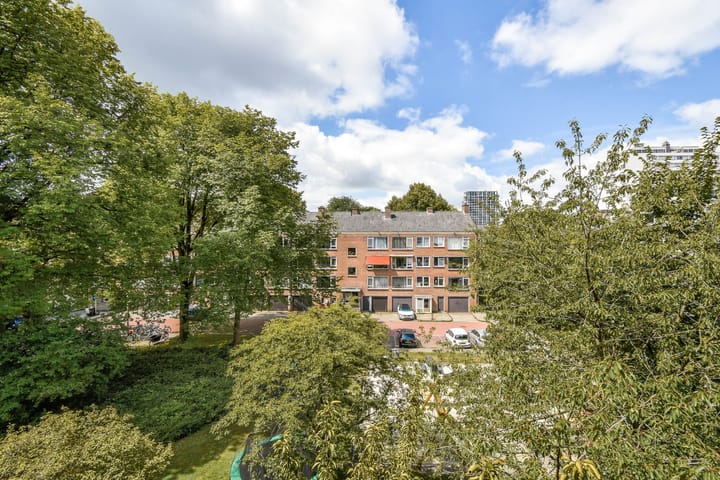 Photo 13 of Zuid-Hollandstraat 104-3