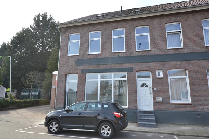 Photo 1 of Veldhofstraat 182