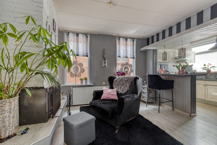 Foto 8 van Postkade 58