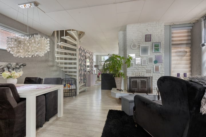 Foto 9 van Postkade 58