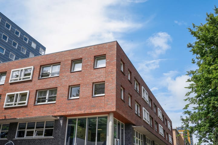 Foto 10 van Vriezenveenstraat 74