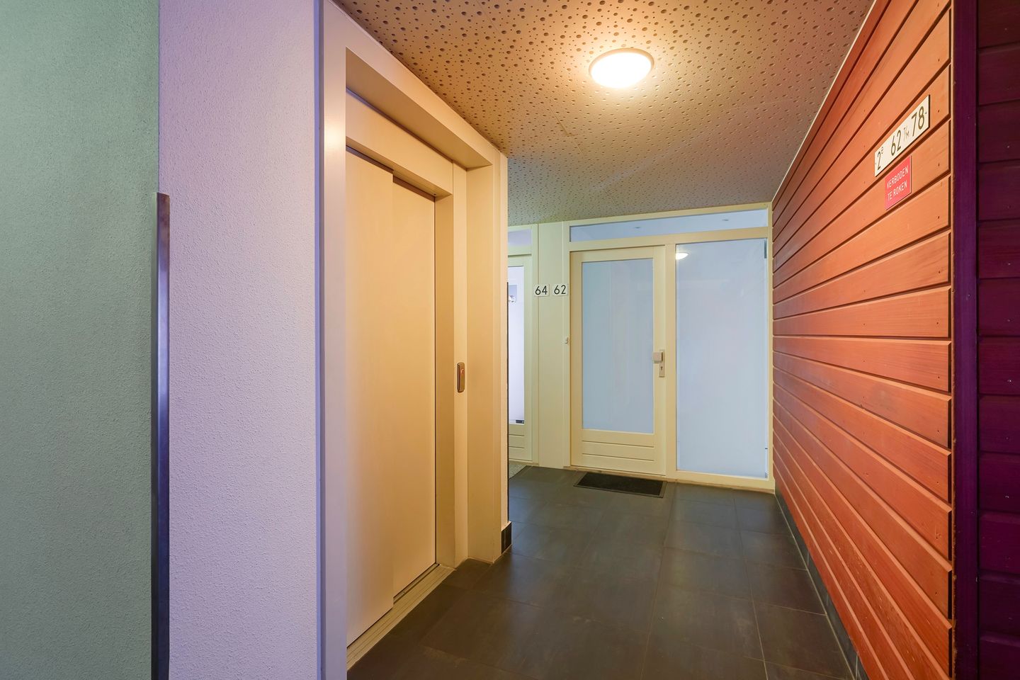 Foto 14 van Vriezenveenstraat 74