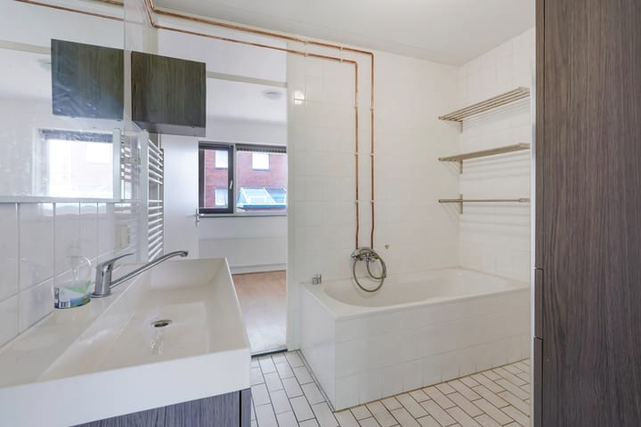 Foto 41 van Vriezenveenstraat 74