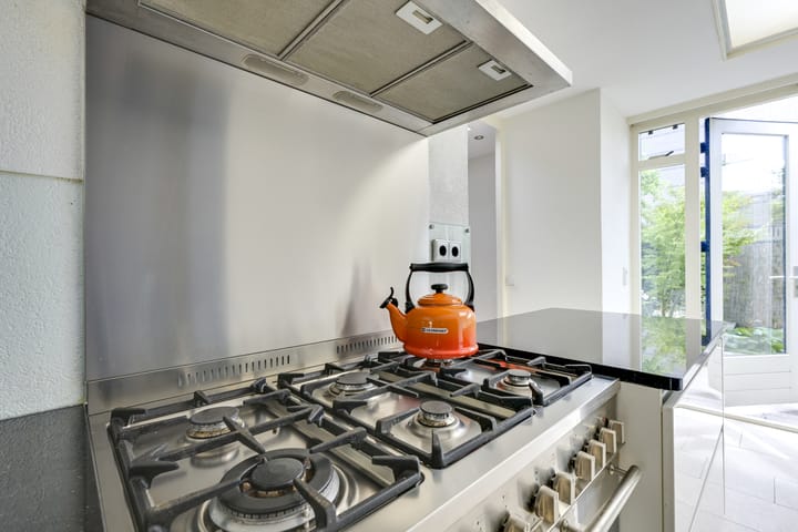 Foto 11 van Aartsbisschop Romerostraat 592