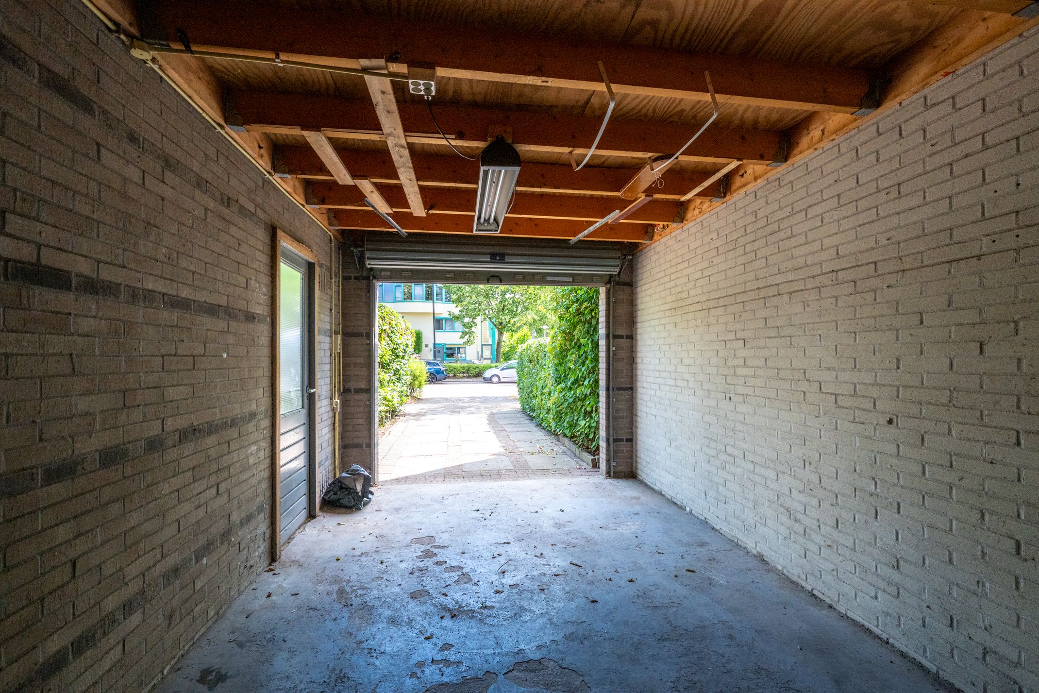 Foto 18 van Aartsbisschop Romerostraat 592