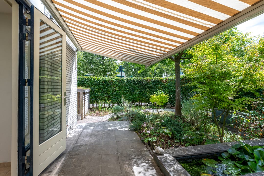 Foto 22 van Aartsbisschop Romerostraat 592