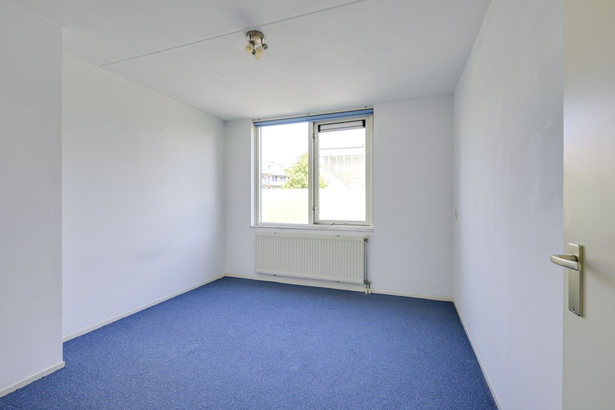 Foto 27 van Aartsbisschop Romerostraat 592