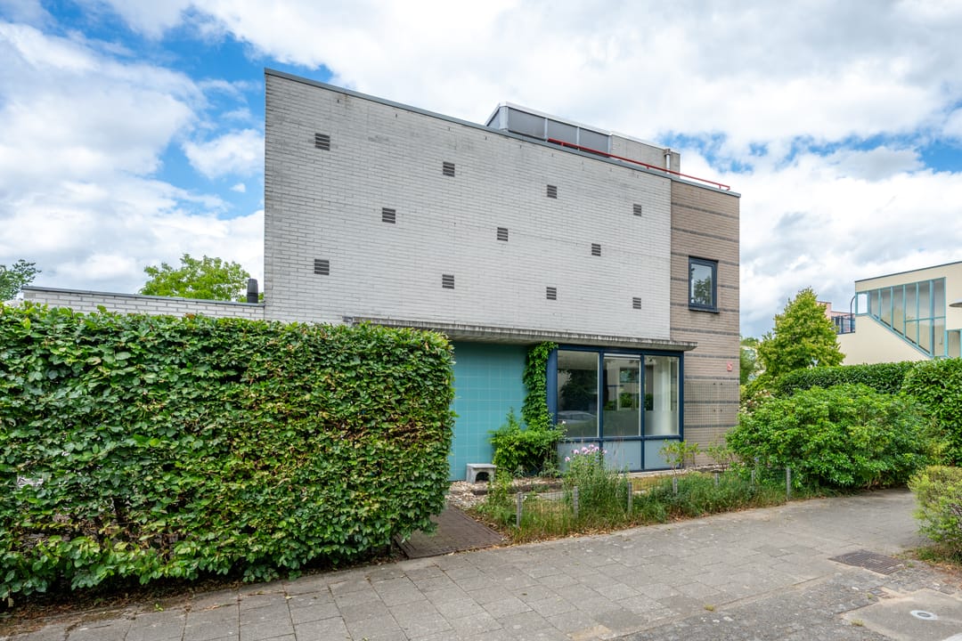 Foto 38 van Aartsbisschop Romerostraat 592