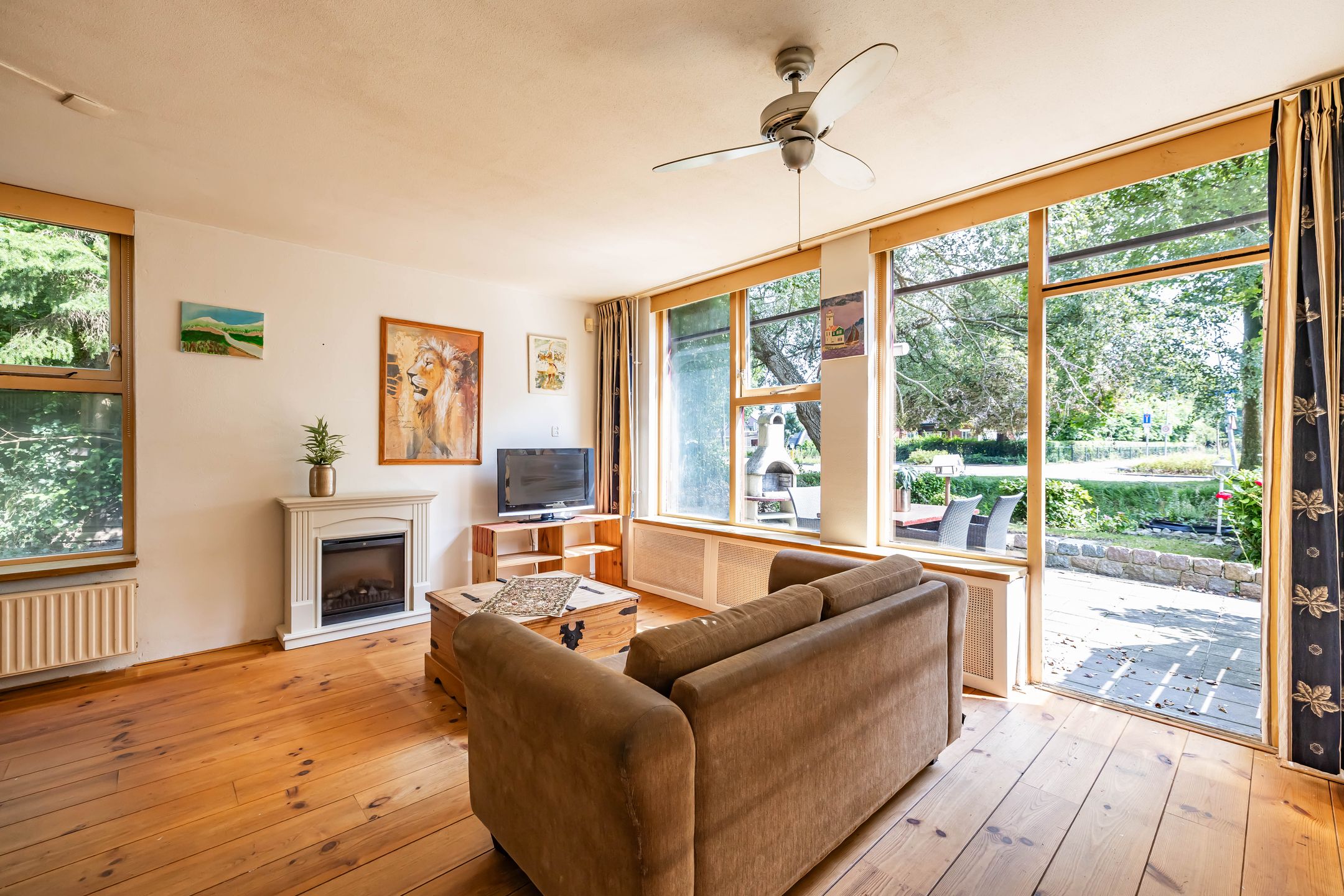 Photo 9 of Edzemaheerd 38