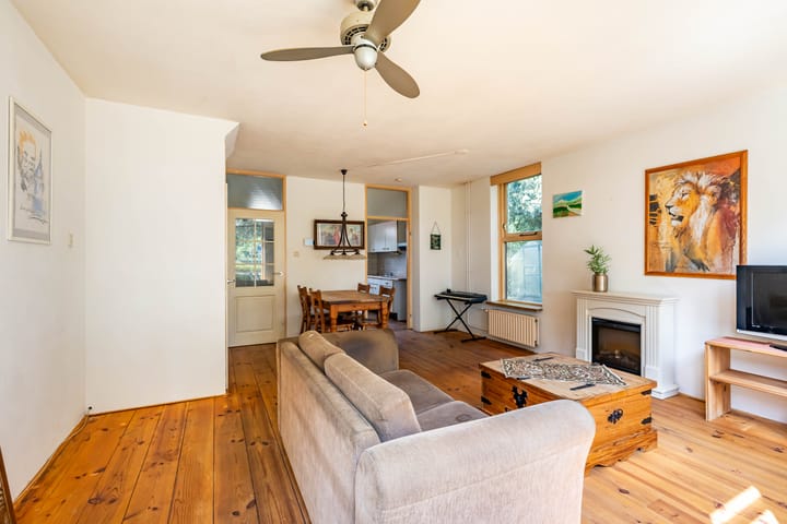 Photo 10 of Edzemaheerd 38