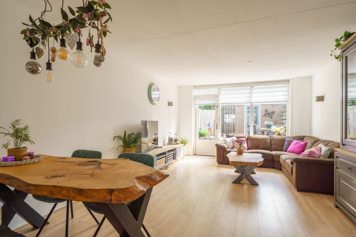 Foto 2 van Burgemeester Bletzstraat 1-D