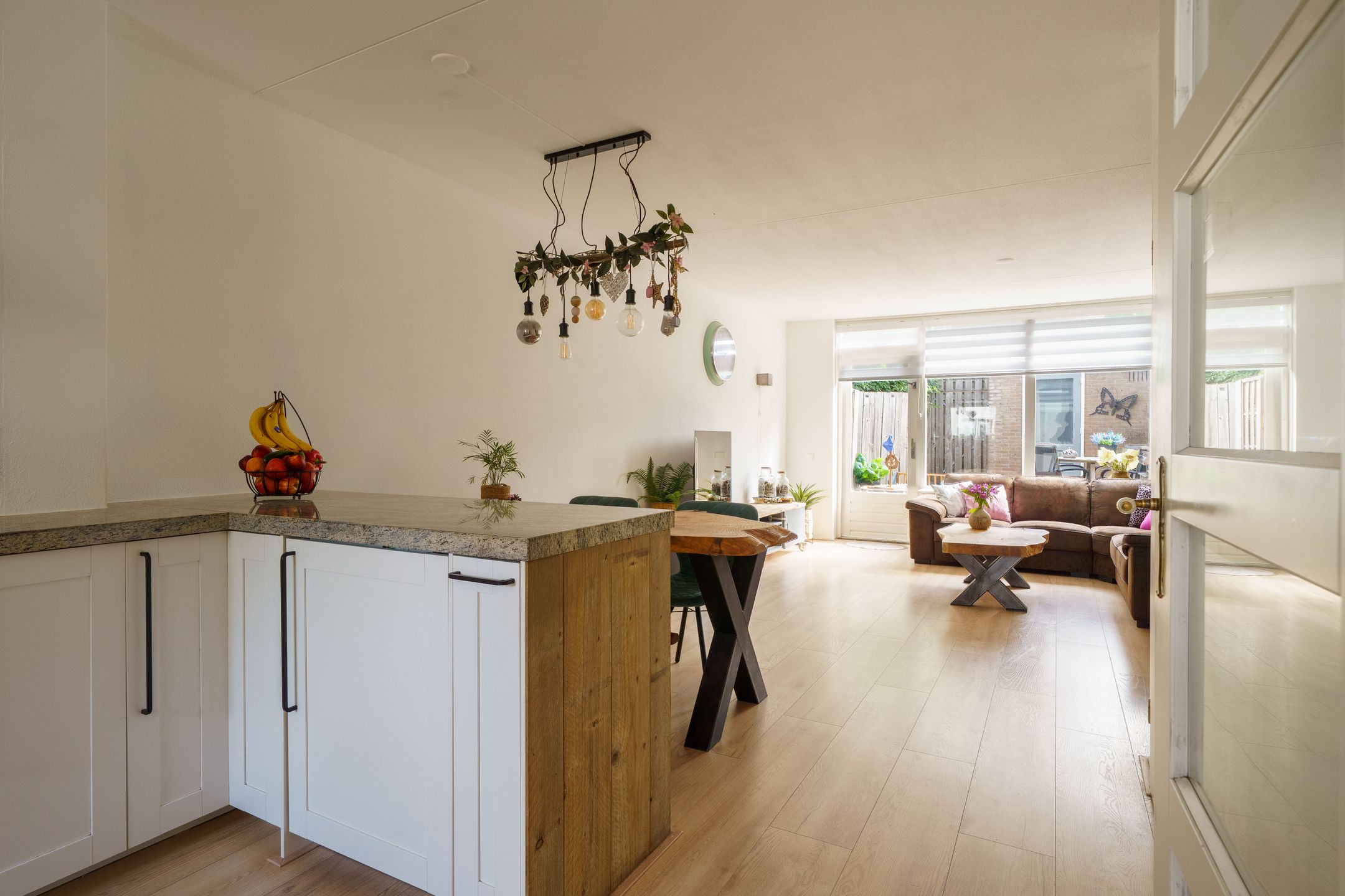 Foto 12 van Burgemeester Bletzstraat 1-D