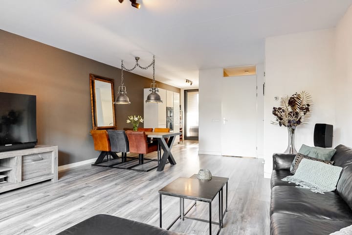 Photo 7 of Prinses Catharina Amalialaan 49