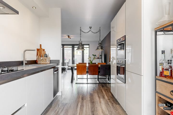 Photo 10 of Prinses Catharina Amalialaan 49