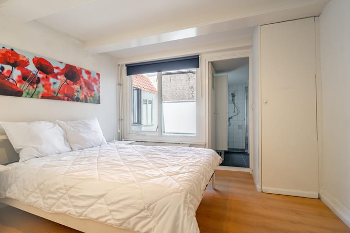 Photo 29 of Kleine Houtstraat 60