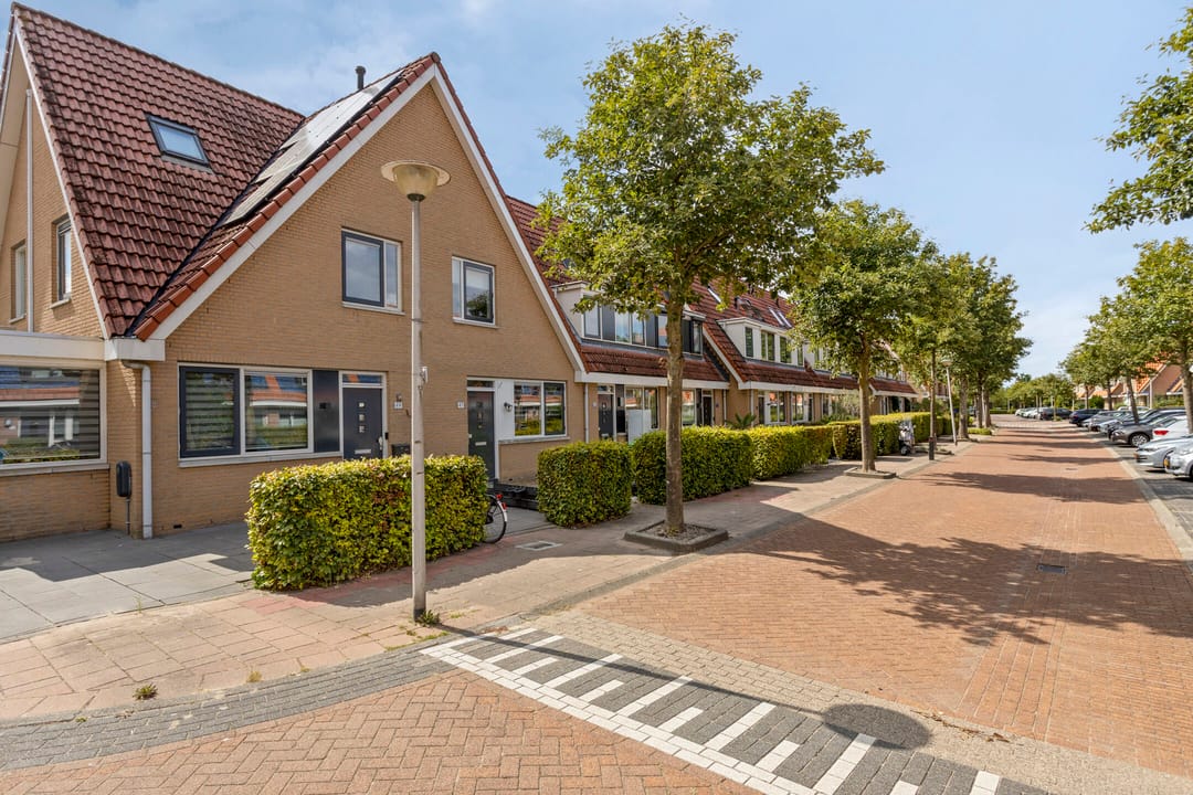 Foto 26 van Riedermeet 47