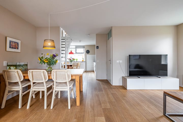 Foto 13 van L.B. Pearsonstraat 34