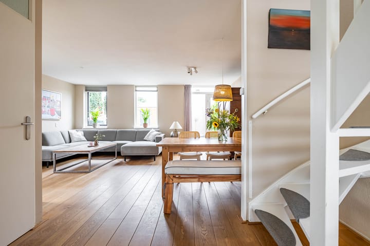 Foto 17 van L.B. Pearsonstraat 34