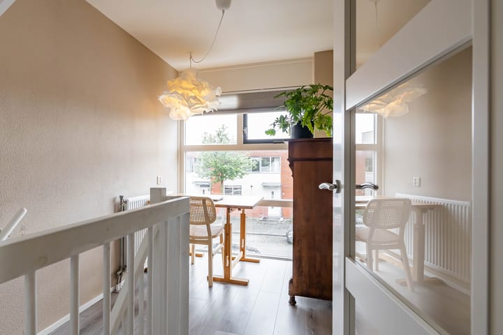 Foto 24 van L.B. Pearsonstraat 34