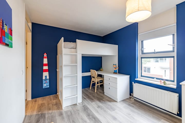 Foto 34 van L.B. Pearsonstraat 34