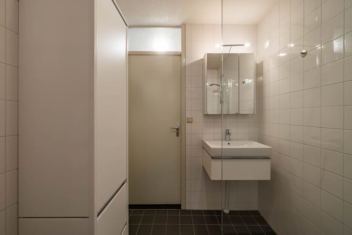 Foto 37 van L.B. Pearsonstraat 34