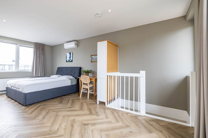 Foto 40 van L.B. Pearsonstraat 34