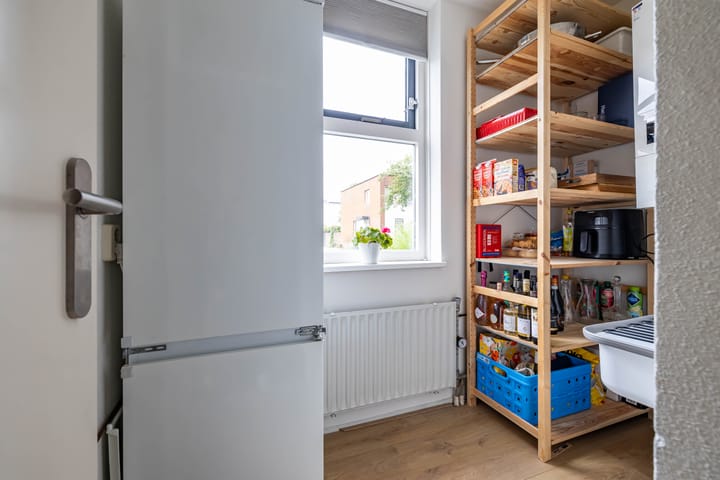 Foto 68 van L.B. Pearsonstraat 34