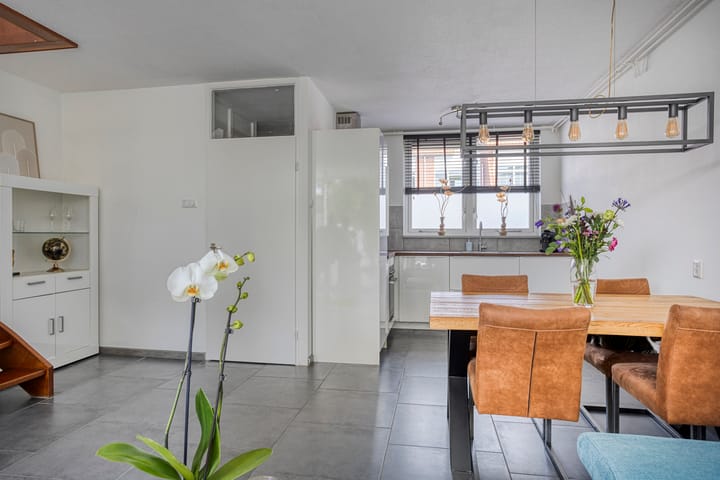 Photo 3 of Oosthavenplaats 26