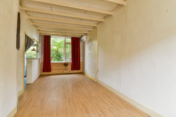 Foto 9 van Graaf van Bloisstraat 95