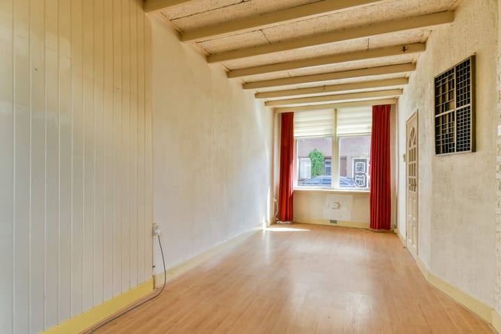 Foto 10 van Graaf van Bloisstraat 95