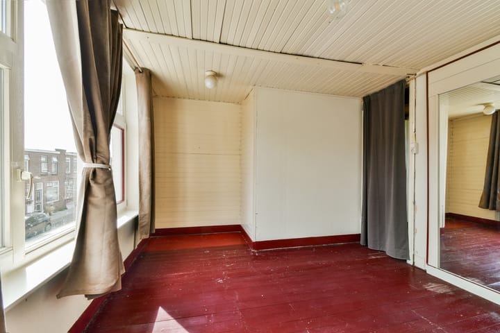 Foto 17 van Graaf van Bloisstraat 95