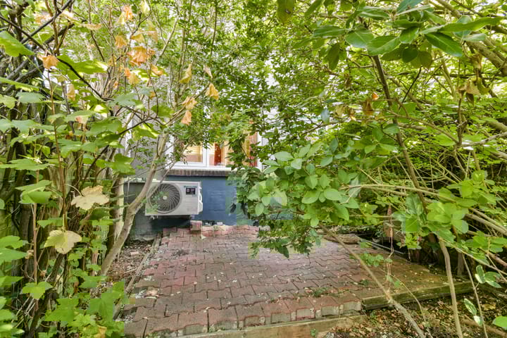 Foto 27 van Graaf van Bloisstraat 95