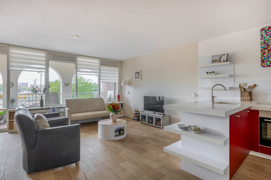 Foto 2 van Stationsplein 27