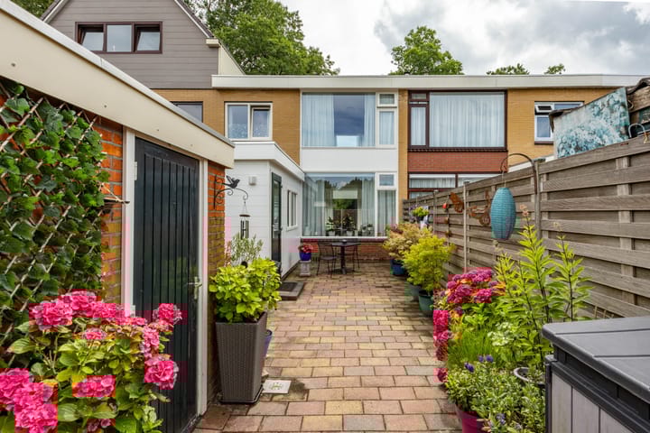 Foto 34 van Bernhardlaan 27