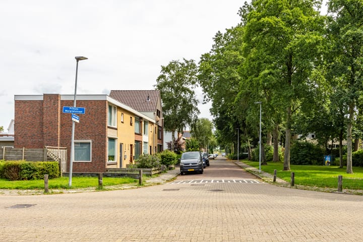 Foto 37 van Bernhardlaan 27