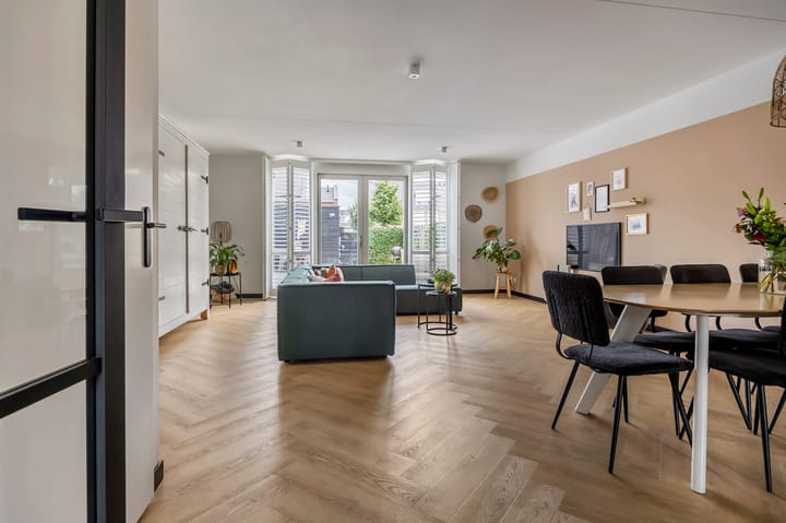 Foto 5 van Adjudant 10