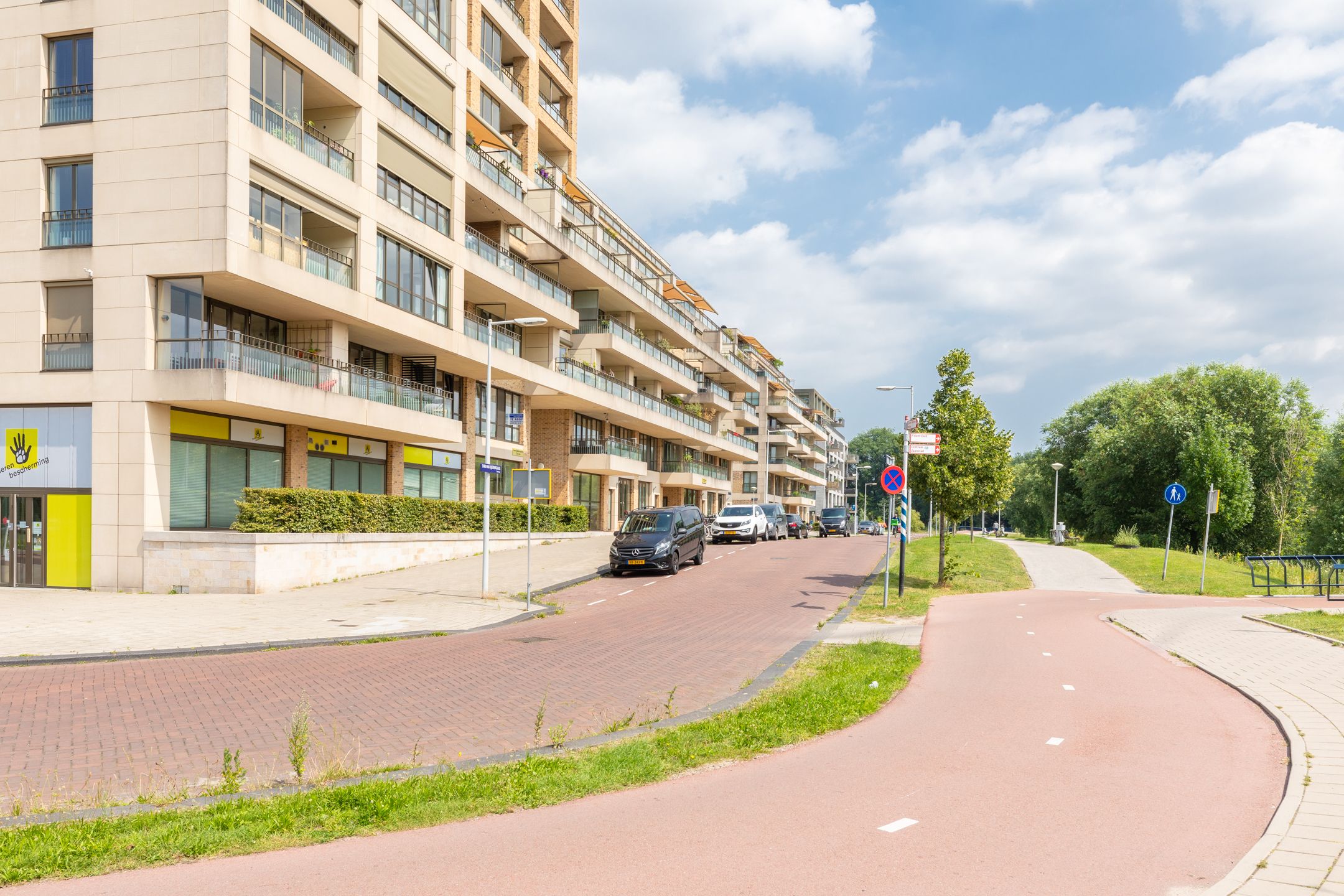 Foto 33 van Saskia van Uijlenburgkade 61