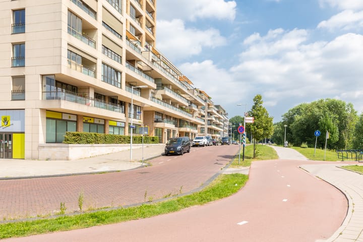 Foto 33 van Saskia van Uijlenburgkade 61