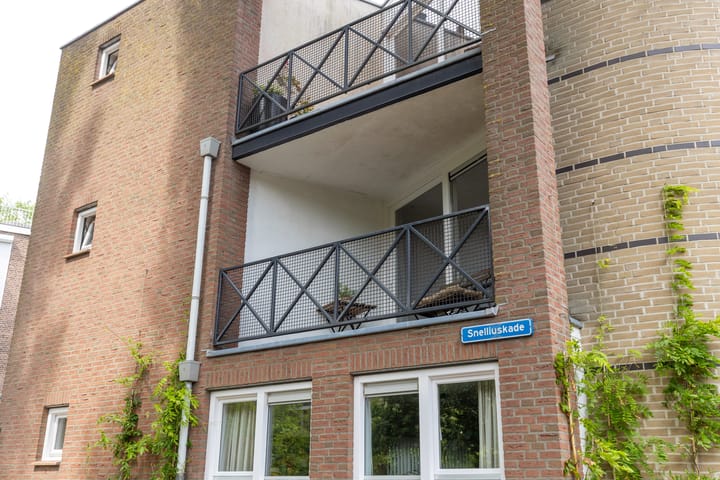 Foto 5 van Snelliuskade 6