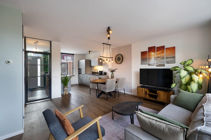 Photo 4 of Hovenierstraat 11