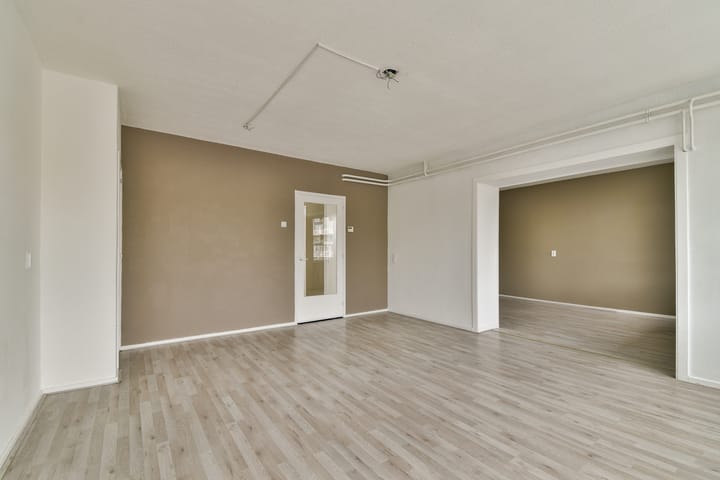 Foto 3 van Van Oldenbarneveltplein 102