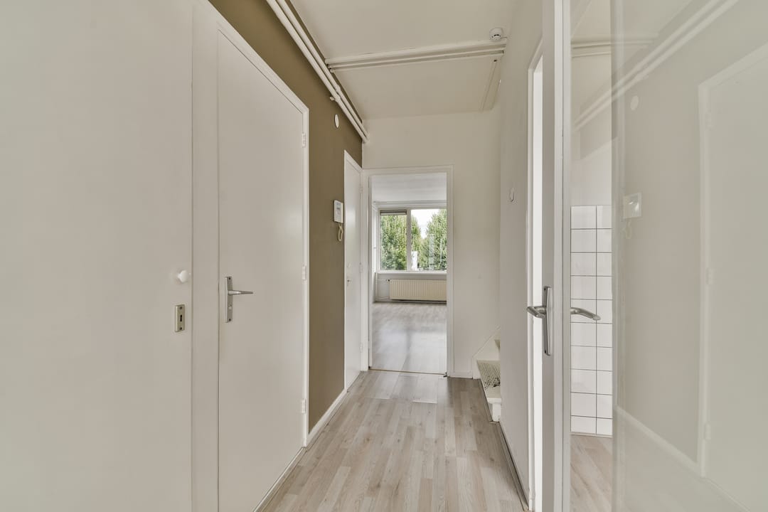 Photo 7 of Van Oldenbarneveltplein 102