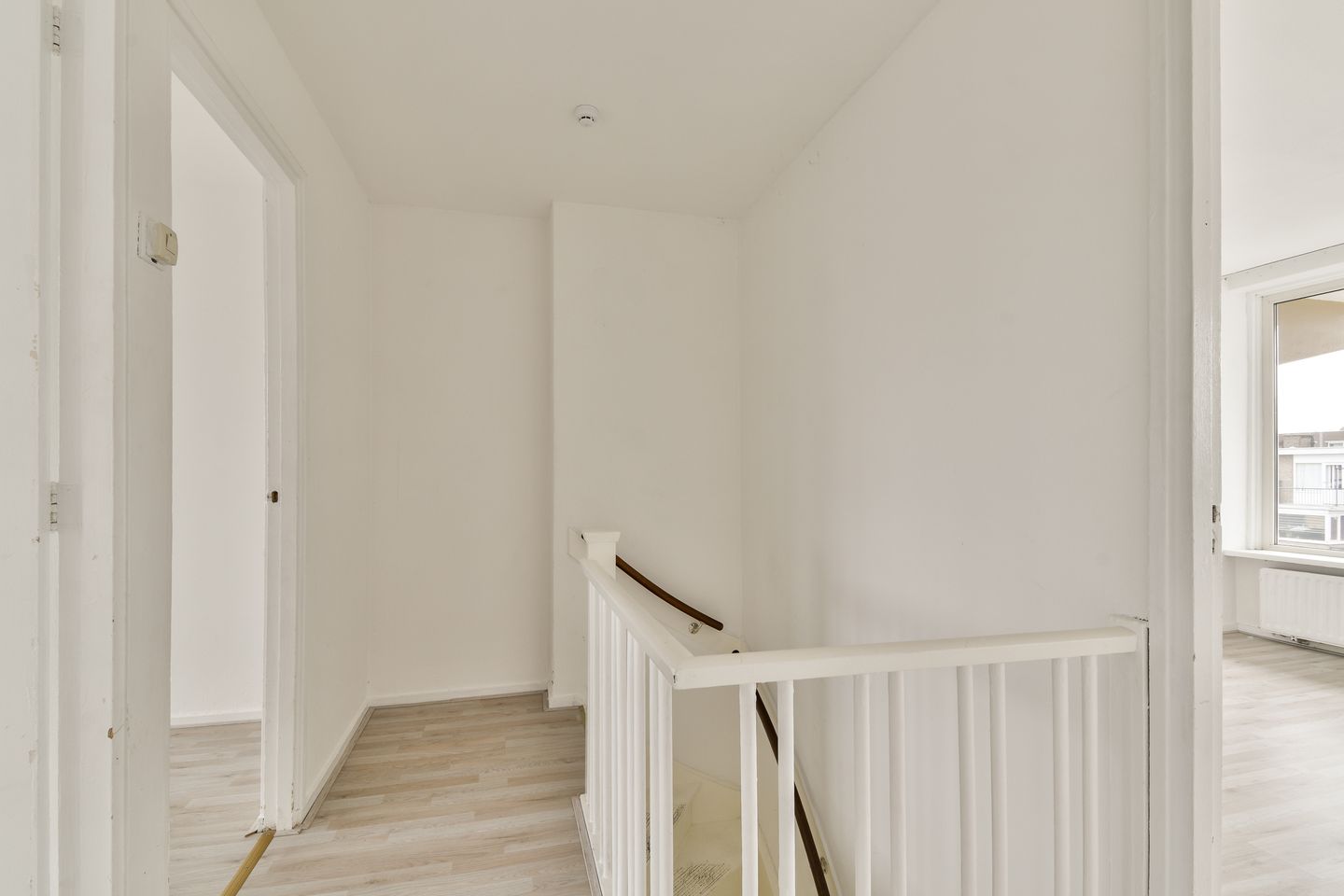 Photo 19 of Van Oldenbarneveltplein 102